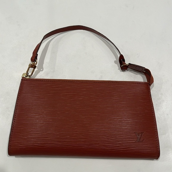 Louis Vuitton Epi Leather Clutch Pochette Bag in Rust Orange Brown - Picture 4 of 14